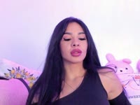 Welcome to the wild side, baby — I’m Bianca!Think sweat, spice, and a little sin.I serve up raw, unfiltered fitness meets after-dark fantasy