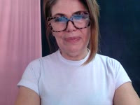 I am a mature woman who loves to be naughty. Do you wanna get naughty together?