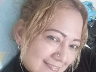 naughty camgirl fingering shaved pussy ClauSilver