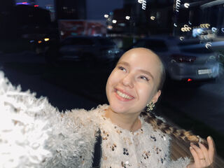 hot cam girl fingering pussy CristinAuslander