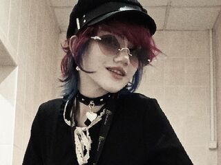 masturbating webcam girl ElanorCiolek