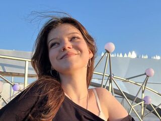 naughty camgirl masturbating with dildo EthelShakoor