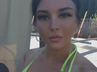 kinky webcam model HollyComming