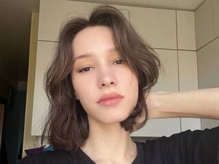 topless webcamgirl LavondaAlvizo