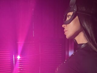 camwhore masturbating with vibrator LeilaNyman