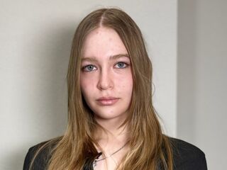 camgirl showing pussy LoriaStepney