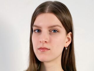 naughty cam MyrtieKatula