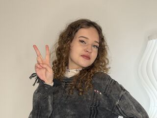 nude web cam SherikaMantony