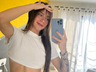 teaser webcam MeganDangelo