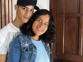 jasmin naked couple webcam CnadyAndOliver