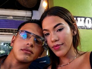 sexy camcouple SophiaAndEthan
