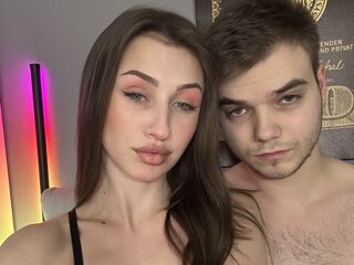 nude webcam VikkiGeorge