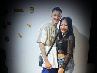 webcam pic YuleimysAndAlex