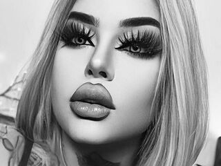 naughty camgirl masturbating with vibrator AbbyWinkler