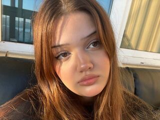kinky video chat performer AiMoons