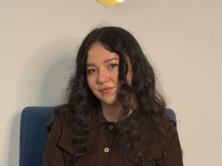 camslut fingering pussy AileenSibeto