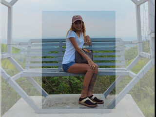 hot cam girl Akhisha