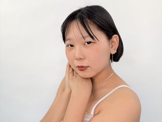 kinky video chat performer AlexaGrowner
