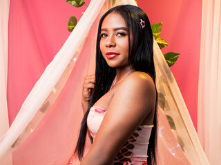 closeup cam AliceBrunett