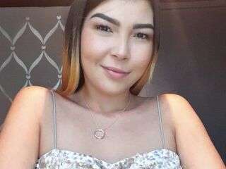 free webcam chat room AlisonCaroline