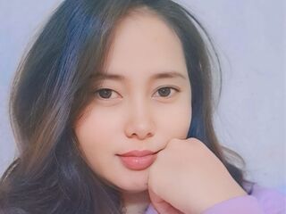 free chat room AlmariWilliams