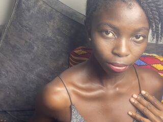 camwhore nude AloraGomez