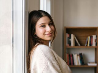 girl webcam AlysaGagliano