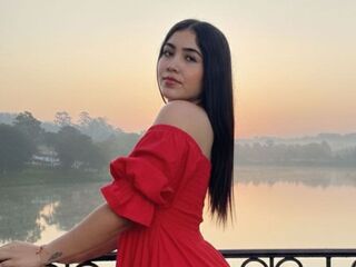 camslut topless AmberJeners