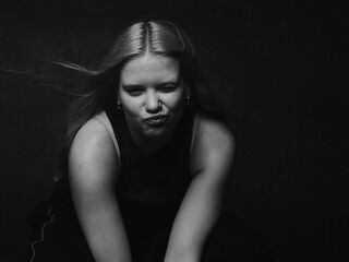 adult webcam chat AngellaMaulin