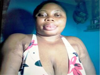 naughty camwhore AnikaToms
