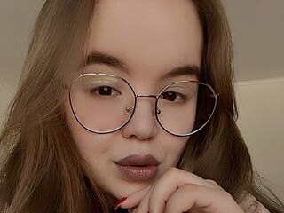 adult webcam chatroom AnnetPovilain