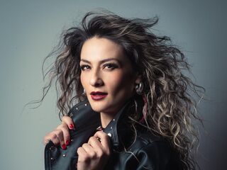 camgirl photo AryTorres