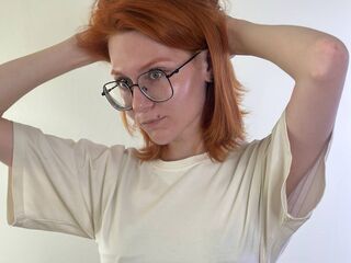 camgirl fingering pussy AshleighBeteta
