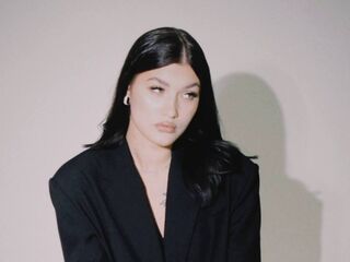 cam girl playing with dildo AsiaShifman