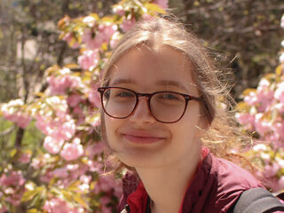 camslut fingering pussy AureliaVyxen