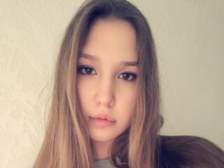 nude cam girl pic AvaKriek