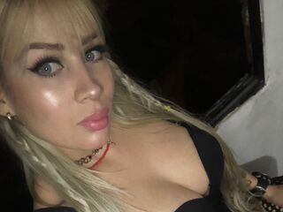 adult hardcore cam BarbieLu