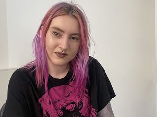 free nude cam BonnieRide