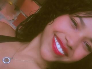adult livecam BrianaMarin