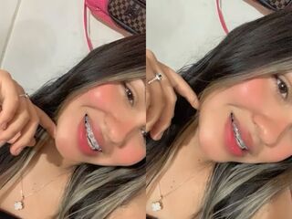 naked girl with live cam masturbating CamilaFezz