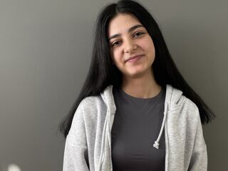 camgirl masturbating with vibrator CarolOgeen
