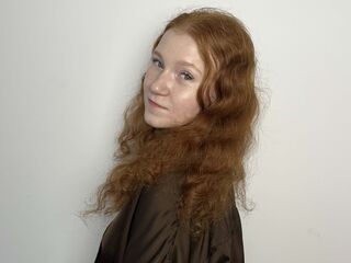 chat room webcam photo CharlotteMunter