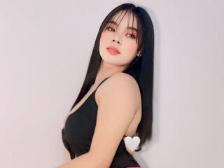 camslut topless ChealseaMarie