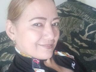 camslut masturbating ClauTaylor