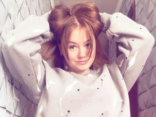 cam girl playing with sextoy DariaMek