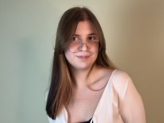 nude gamgirl DebbraAdonis