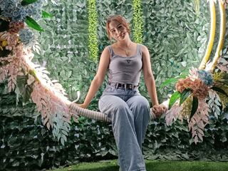 webcamgirl live sex DebraEvans