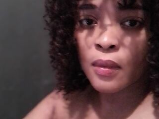 Kinky webcam DelicateDiamond
