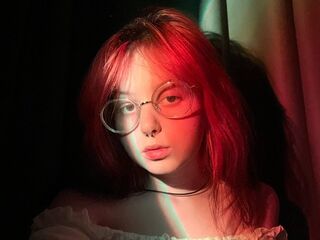 teaser cam DorisFennimore