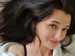 cam girl masturbating with dildo DorottyStone